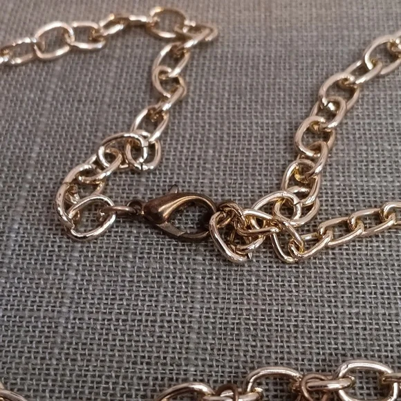 Elegant Gold and Cream Pearl Bead Bib Necklace - Picture 4 of 7